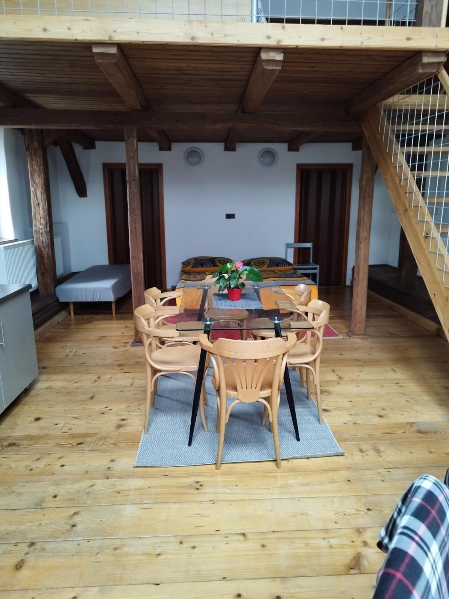 Apartman Horni Hermanuv Mestec U Chrudimi 외부 사진